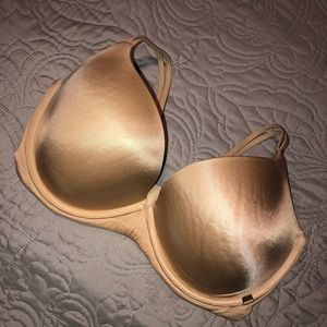 34DDD Victoria Secret Push Up Bra- Nude